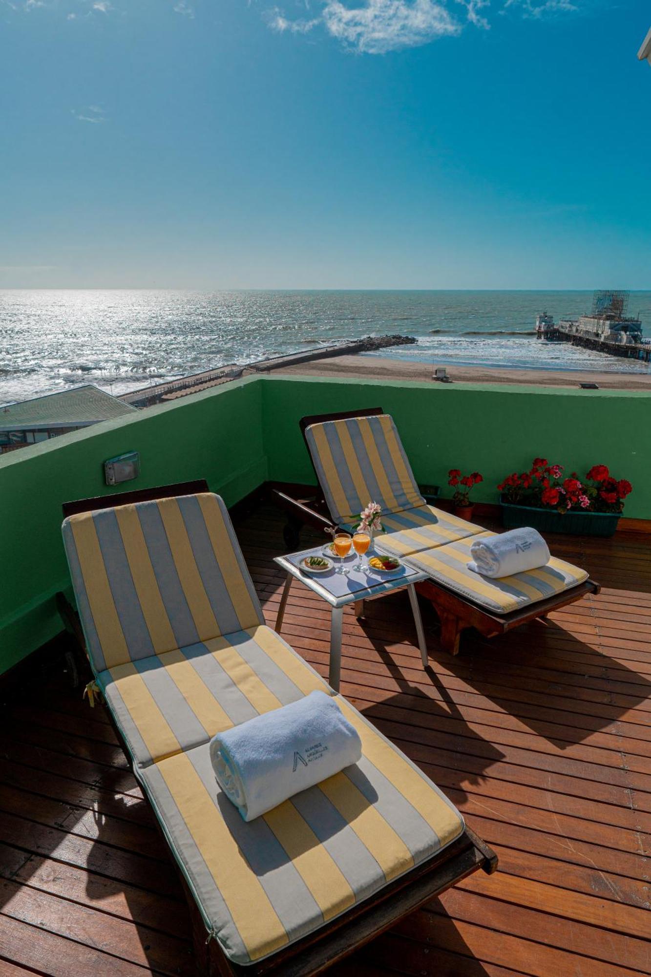 Hotel Iruna Mar del Plata Exterior foto